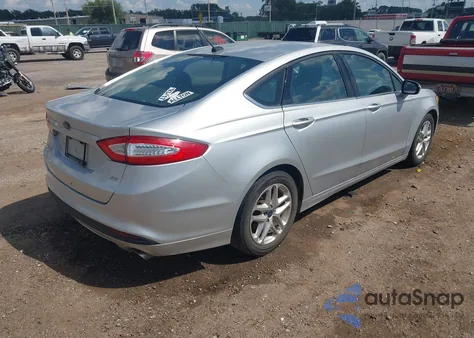 2015 Ford Fusion Se z USA, uszkodzony, nr VIN 3FA6P0H77FR310068